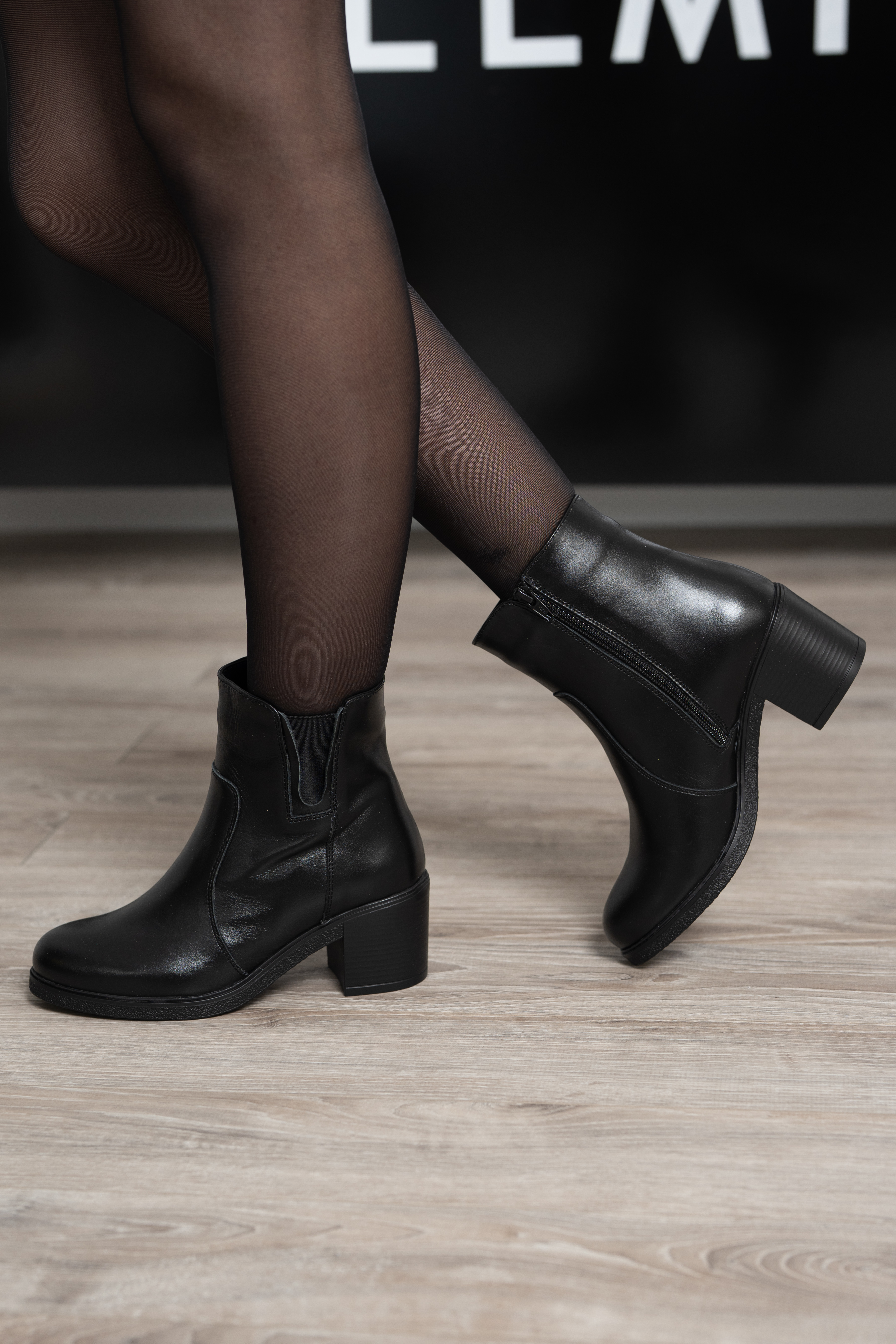Ghete dama clasic, Glemis, piele naturala - Cod: PS-sila-690, Culoare: Negru Box, Marime: 38 (24 cm)