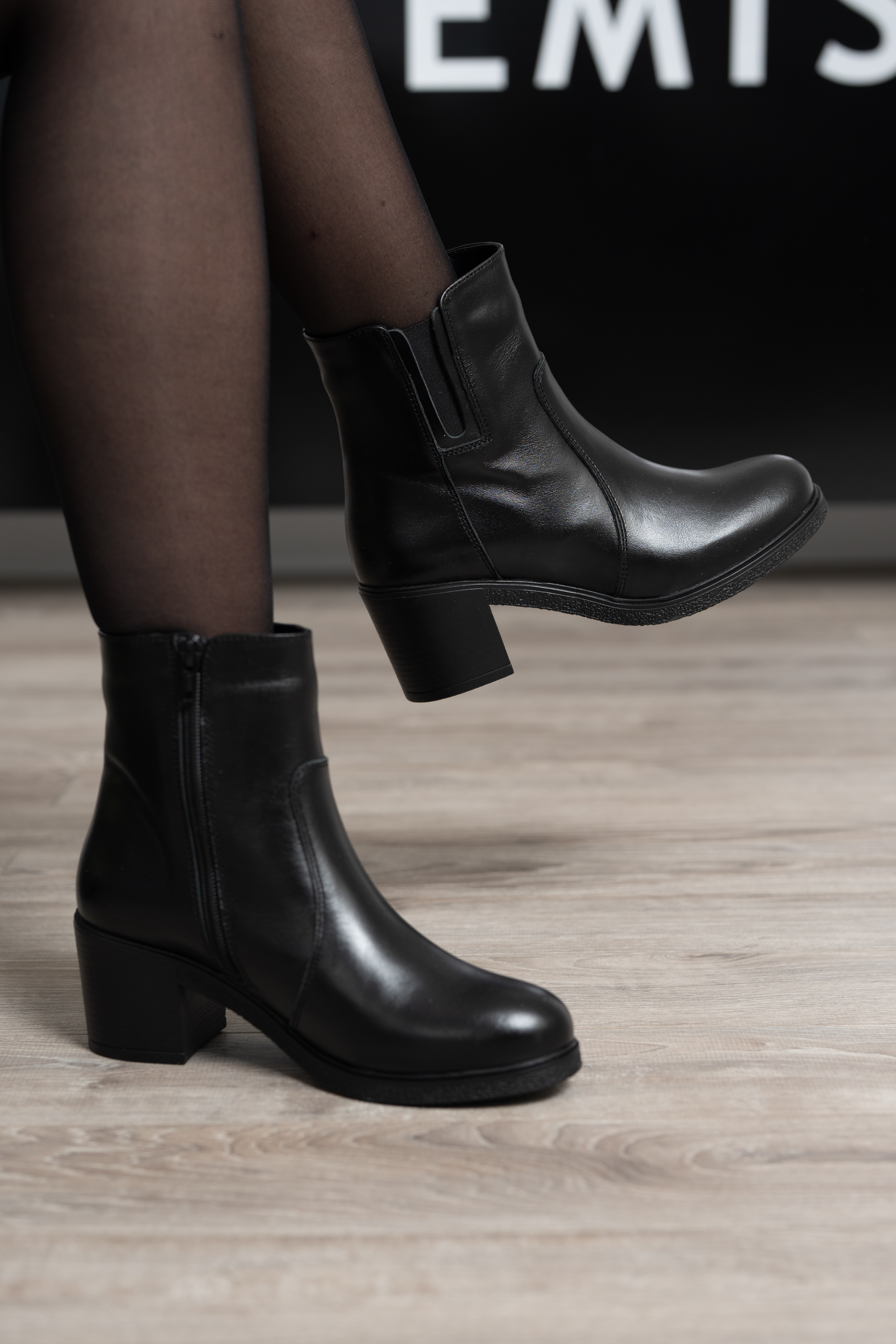 Ghete dama clasic, Glemis, piele naturala - Cod: PS-sila-690, Culoare: Negru Box, Marime: 38 (24 cm)